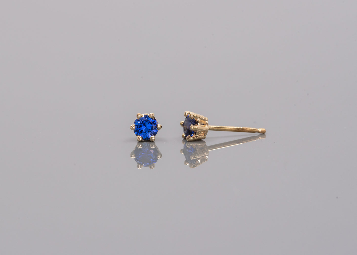 Twinkle Studs | Blue Sapphire