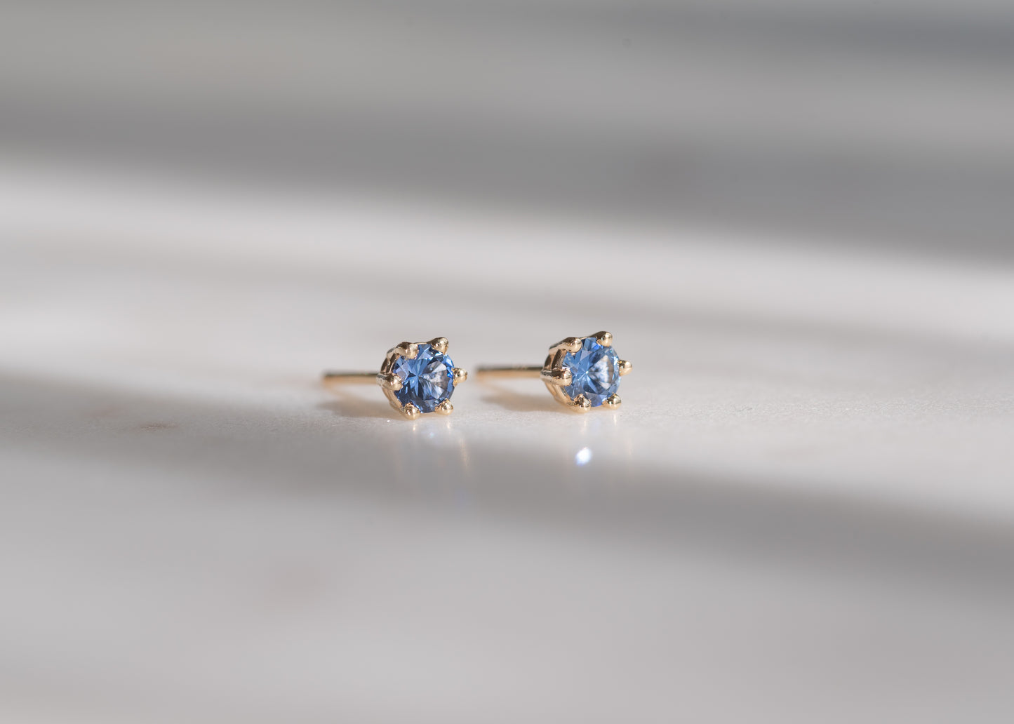 Twinkle Studs | Blue Sapphire