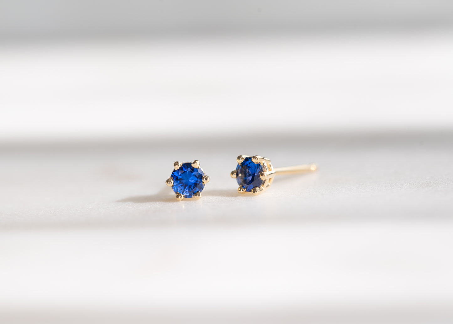 Twinkle Studs | Blue Sapphire