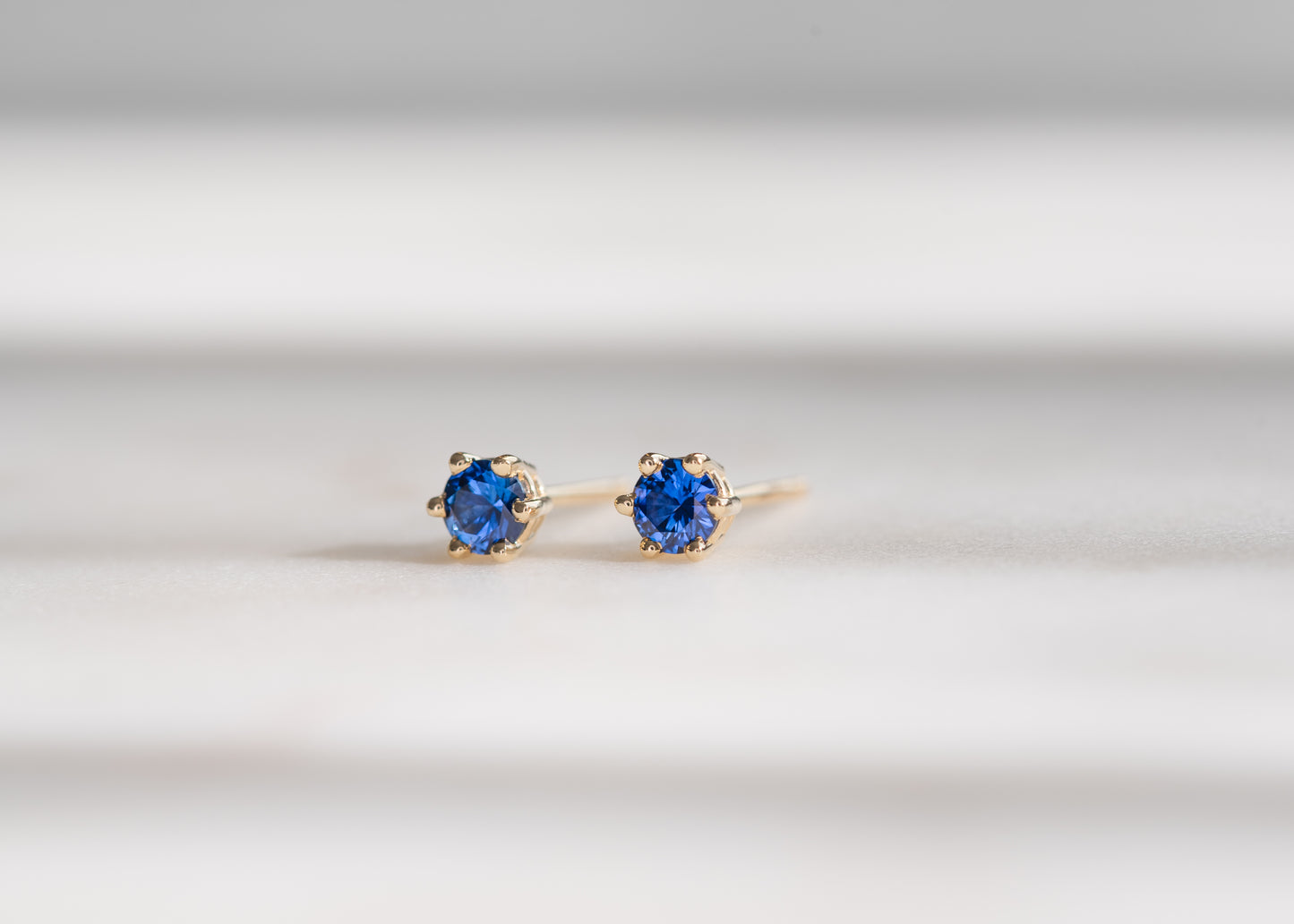 Twinkle Studs | Blue Sapphire
