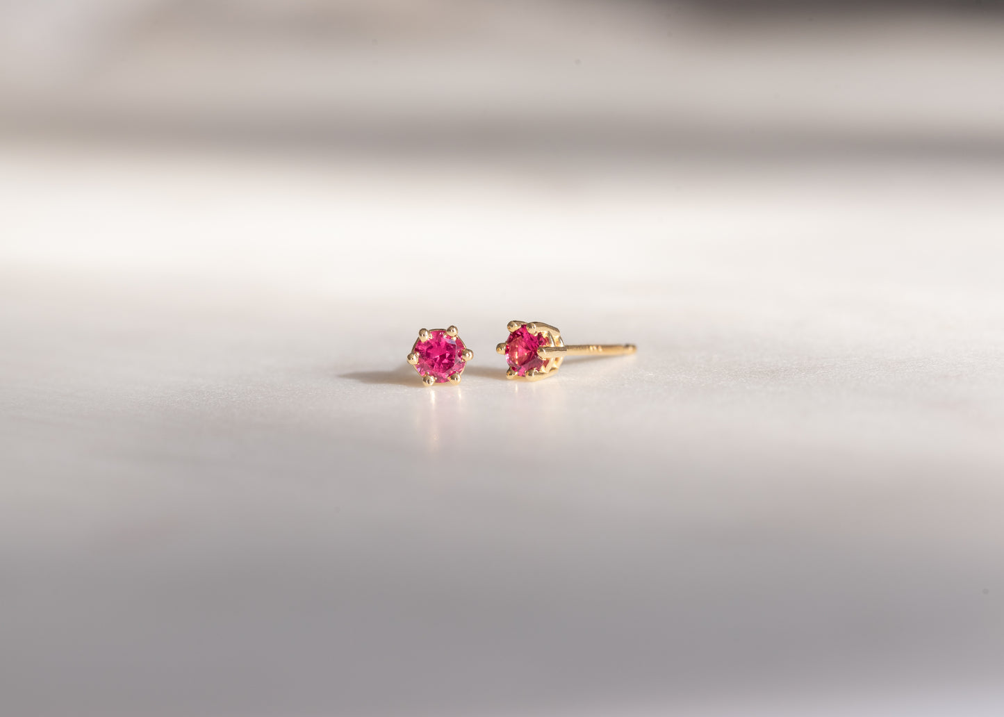 Twinkle Studs | Pink Sapphire