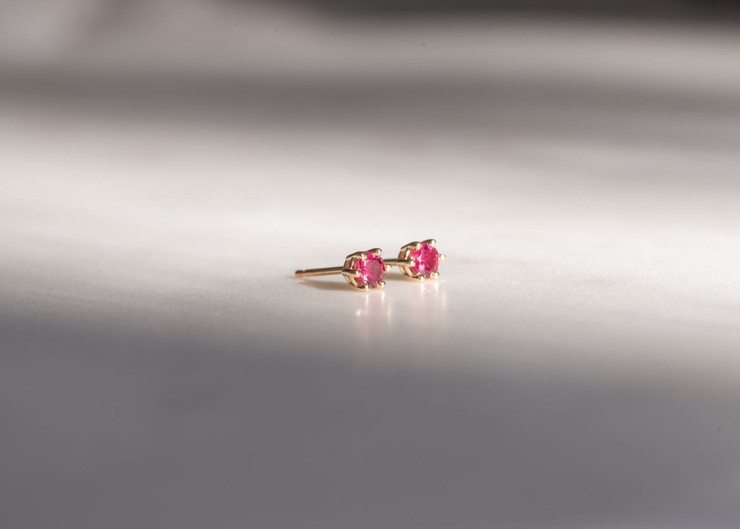 Twinkle Studs | Pink Sapphire
